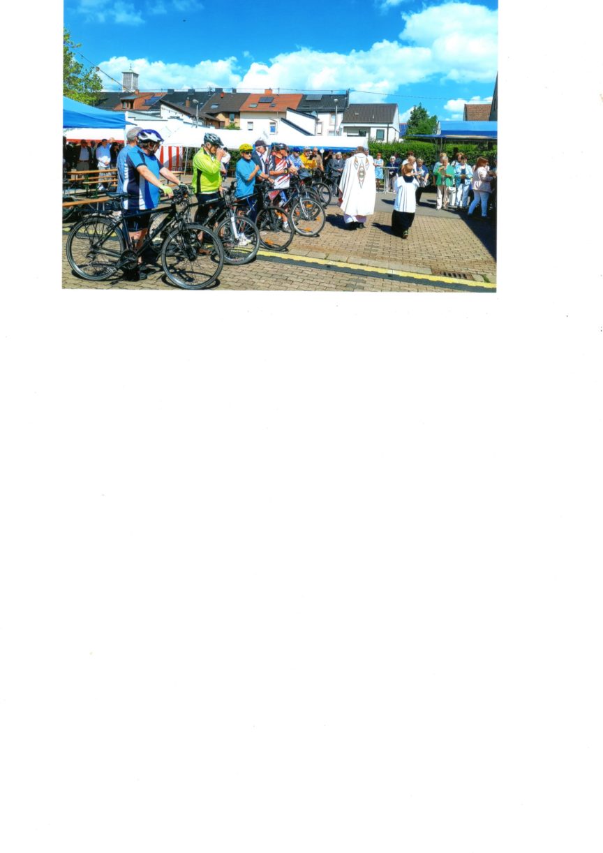 Montagsradfahrer_Fahrzeugsegnung_2019_gh