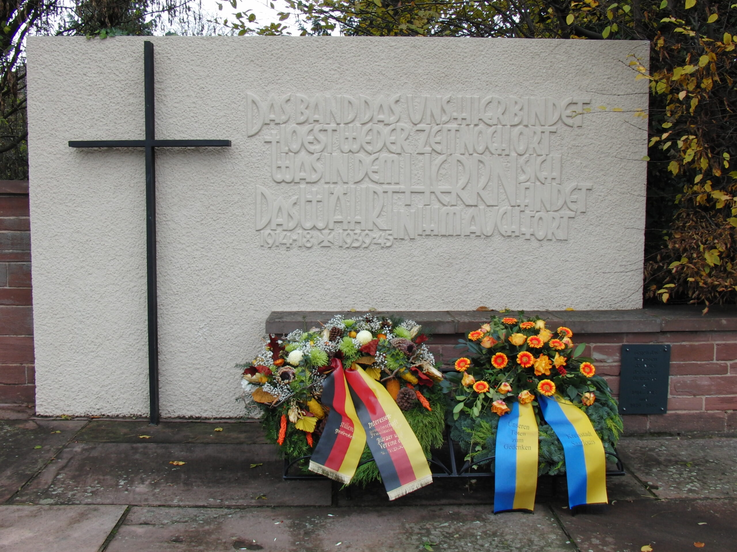 Ehrenmal_CIMG1894